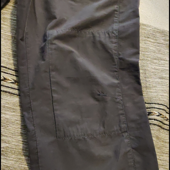 Columbia, dark grey, capris - Picture 6 of 7